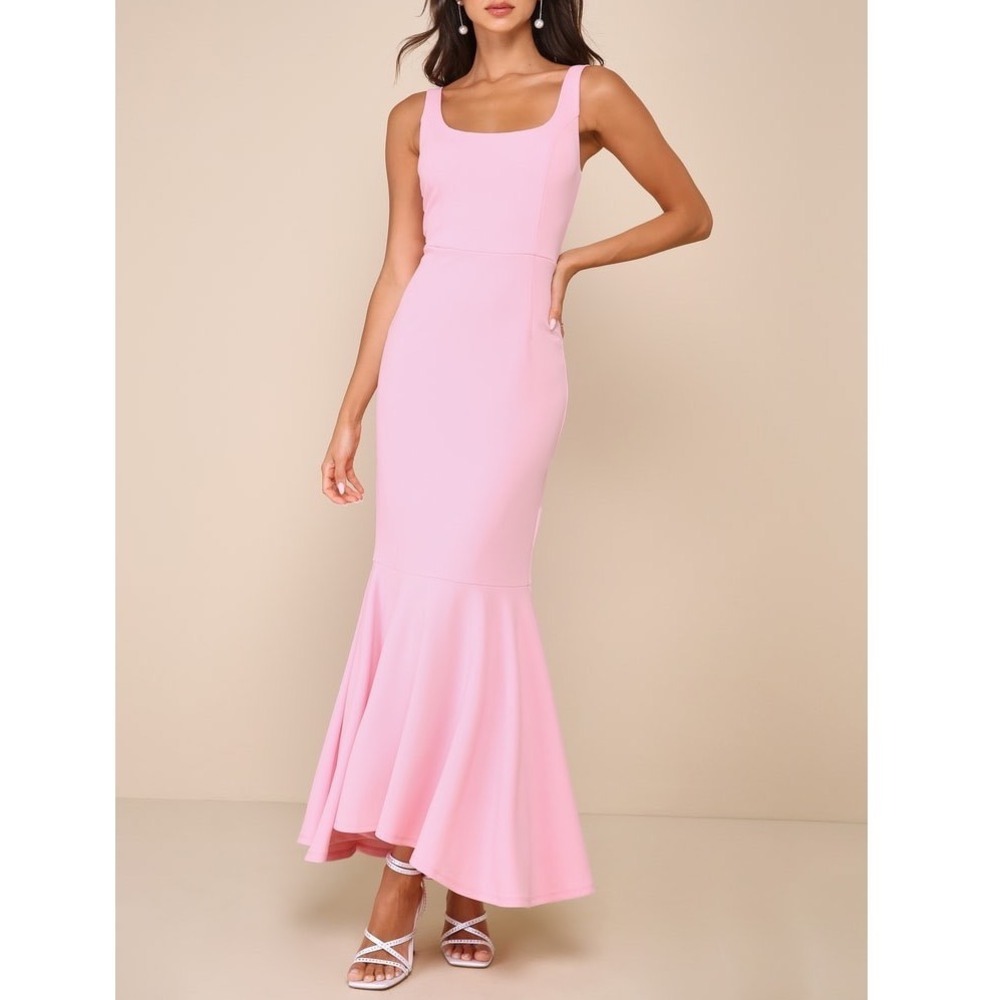 NWT Lulus Romantic Destiny Light Pink Square Neck Trumpet Maxi Dress Large